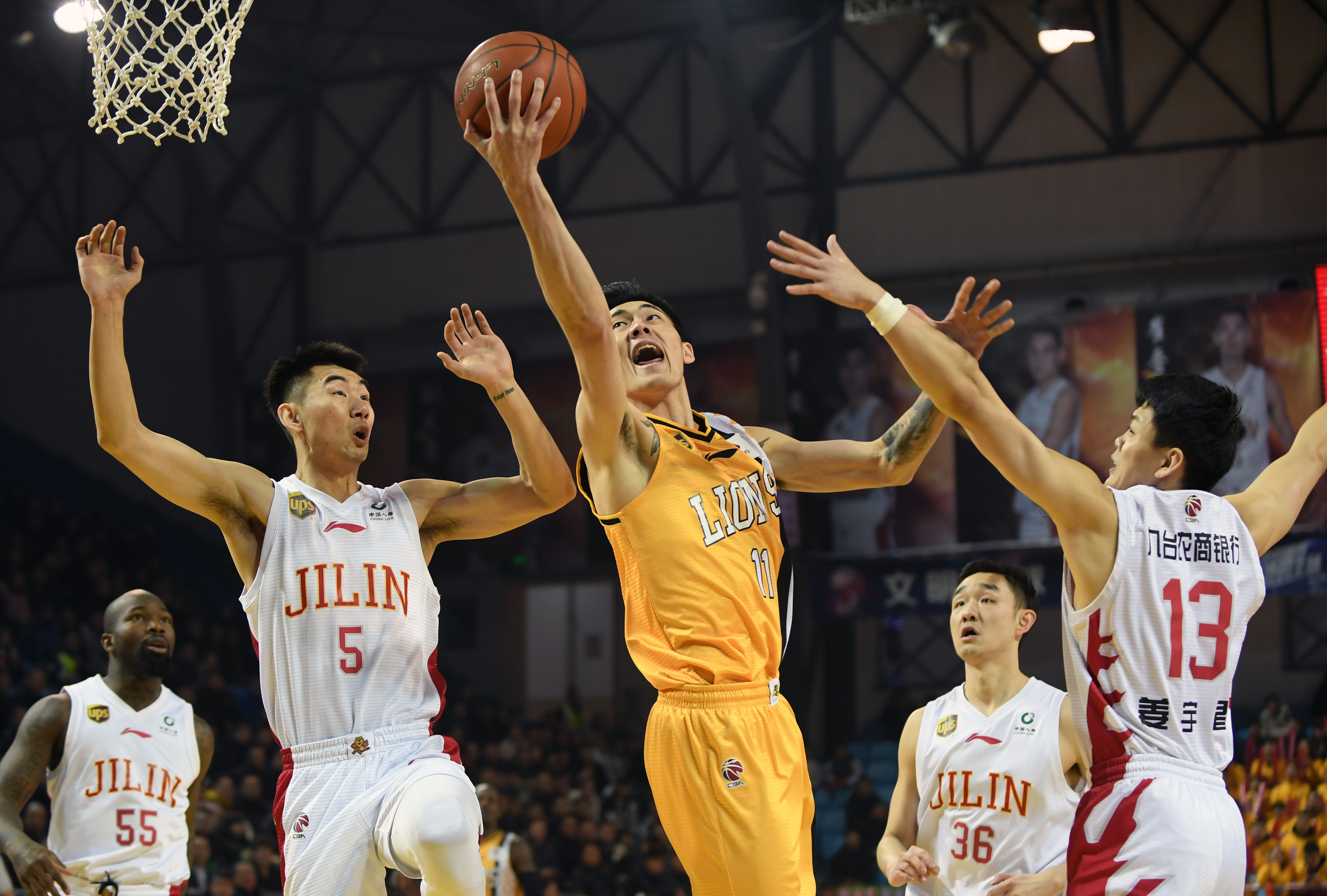 凭借与生俱 凭借与生俱