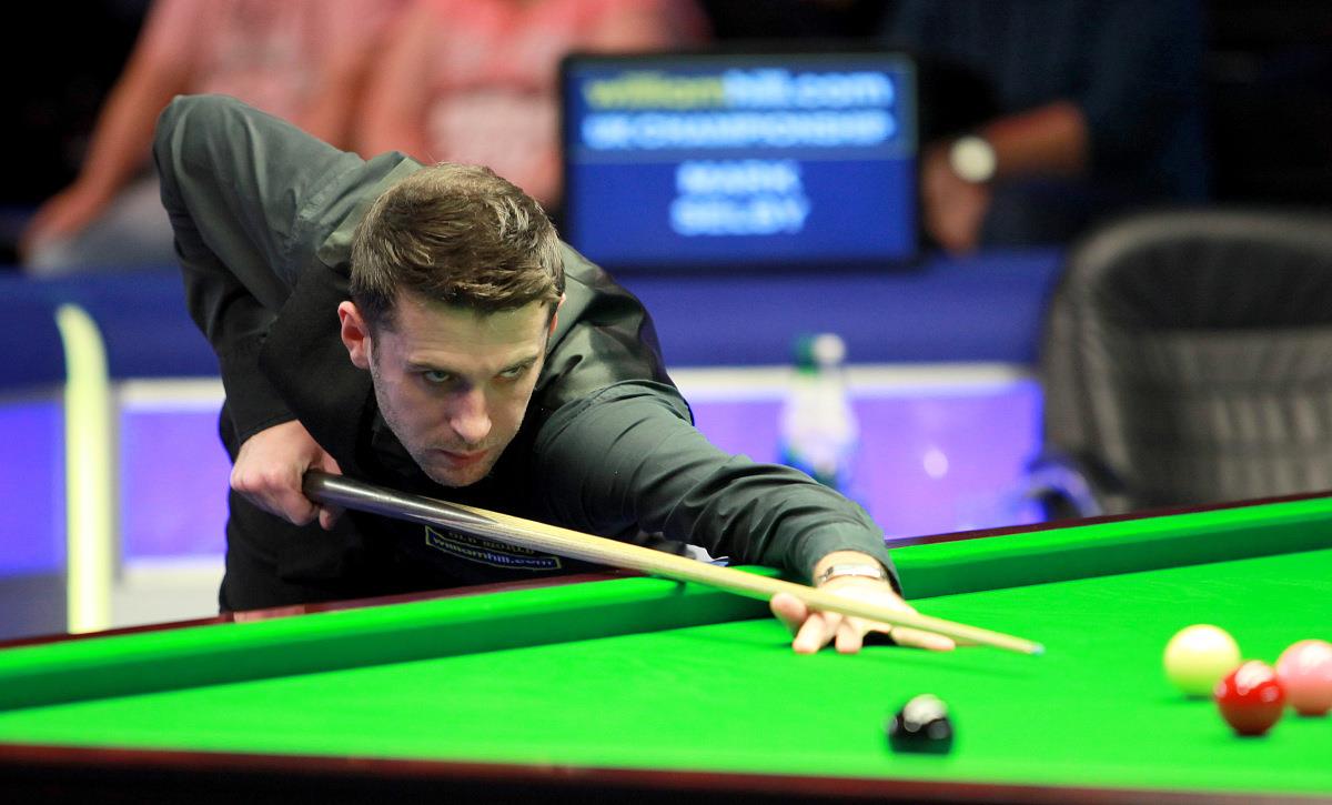 他在纸面上 他在纸面上