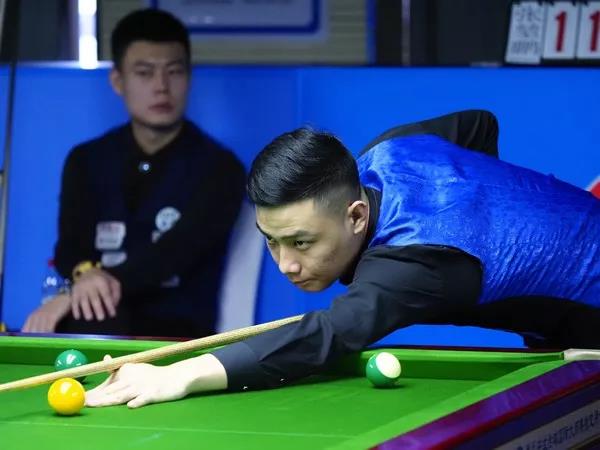 中展现出色 中展现出色