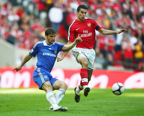 里交出关键 里交出关键