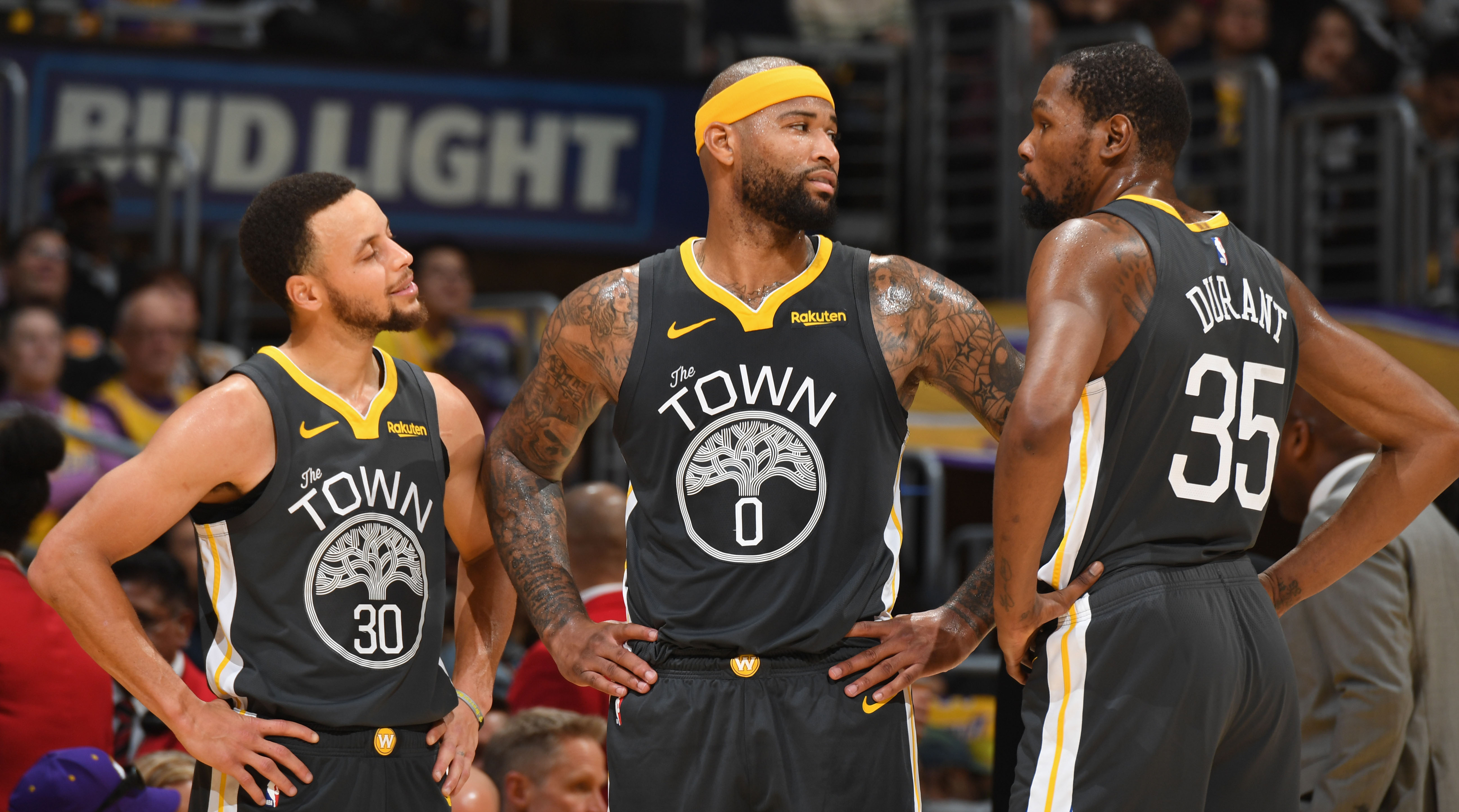 以此再看德 以此再看德